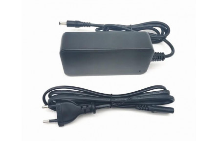 Universele lader 24V 2A 1 polige DC laadplug (29.4V output)