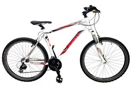 Mountain bike Giant Revel W404 26"/51cm/white